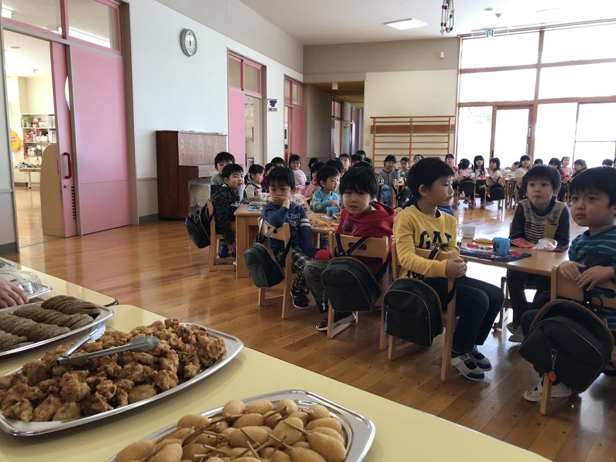 給食バイキング