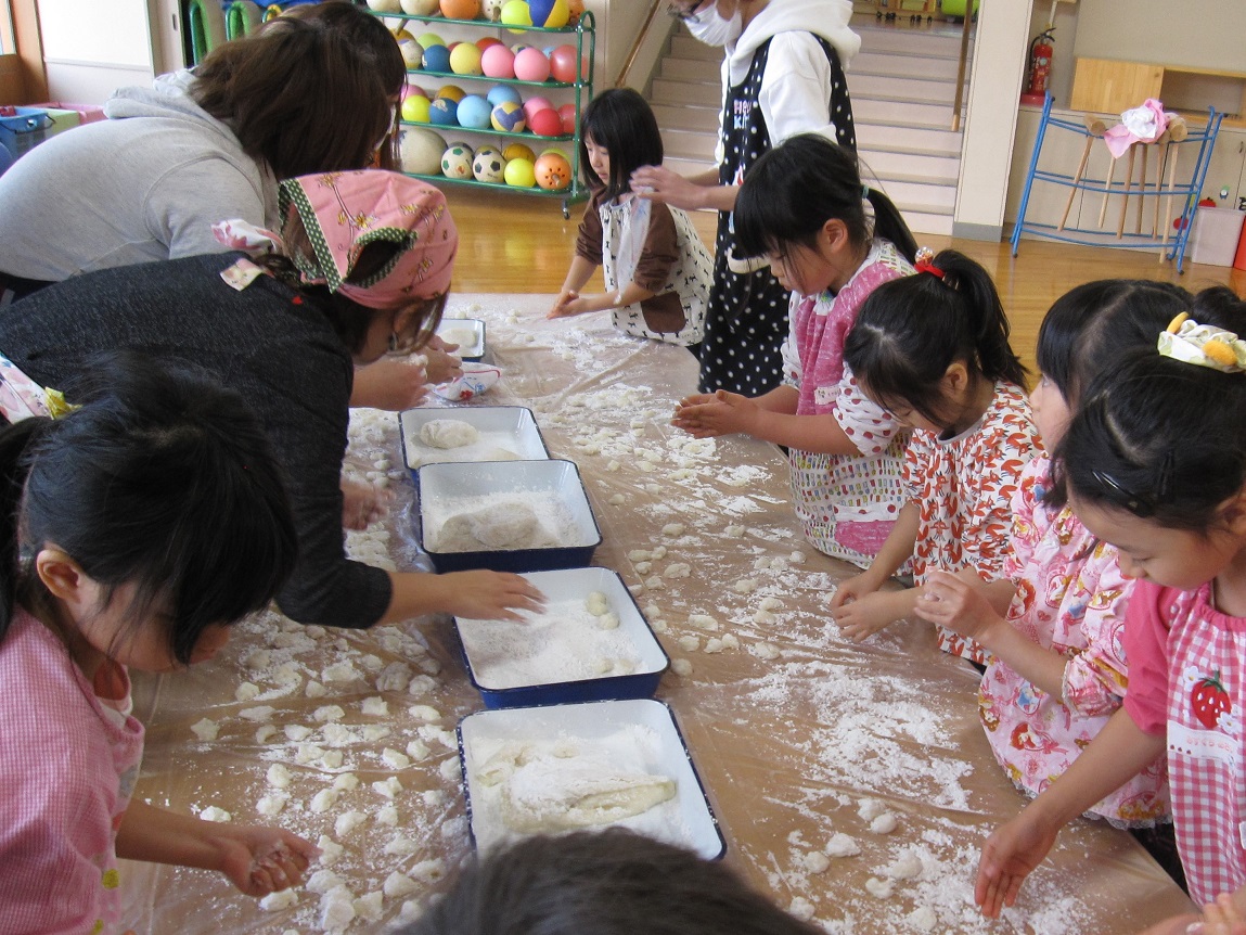 お餅つき